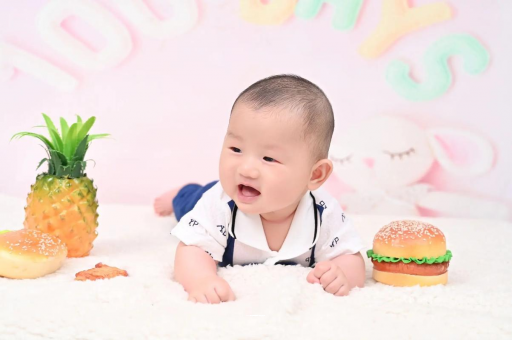 乐陵宝宝在妈妈肚子里